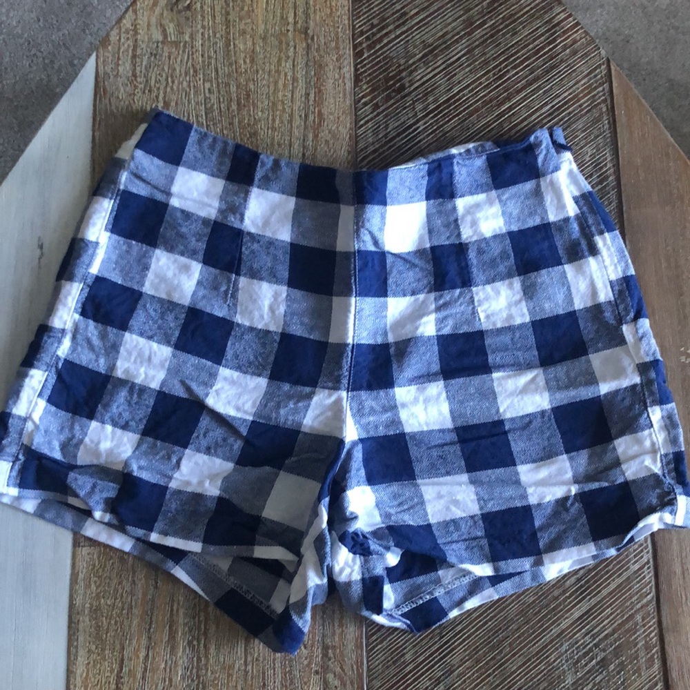Old Navy High Rise Navy Check Short - Size 2